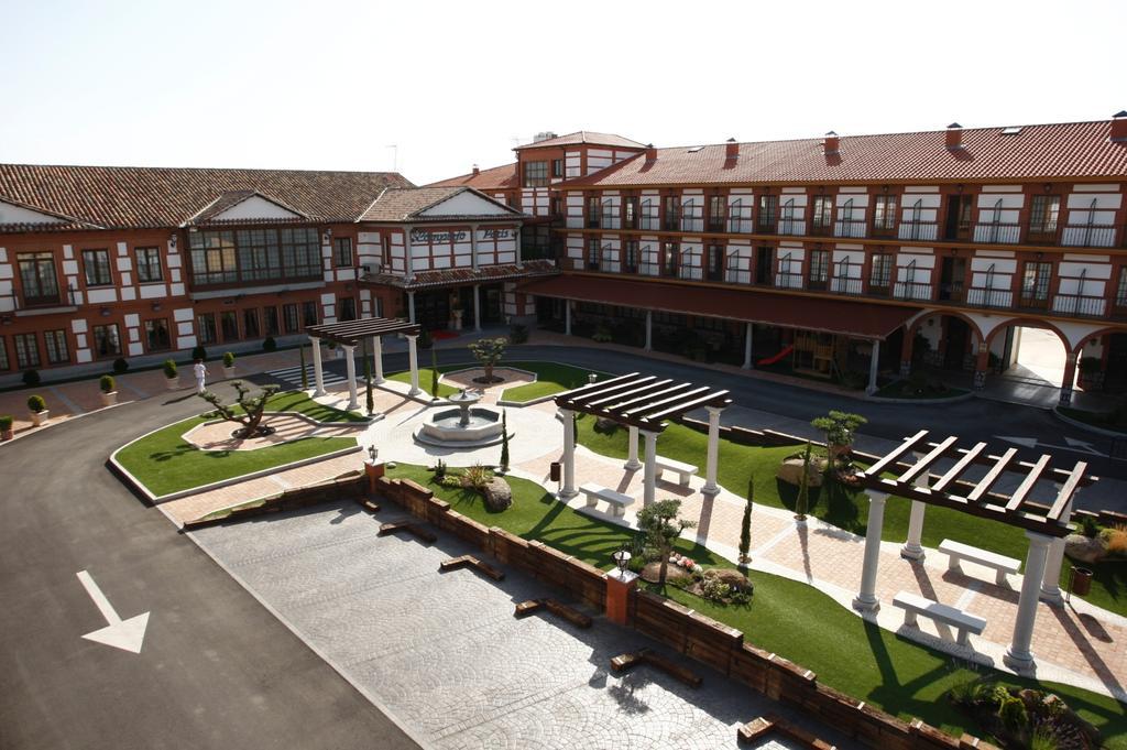 Hotel Complejo Paris Illescas Exterior photo